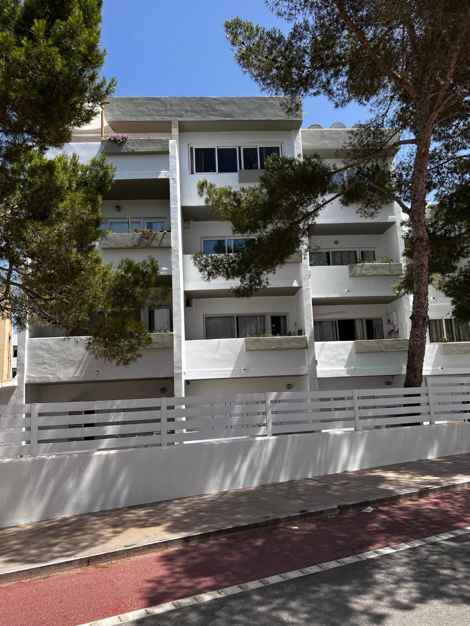 Edificio Rexii Apartment Es Pujols Luaran gambar
